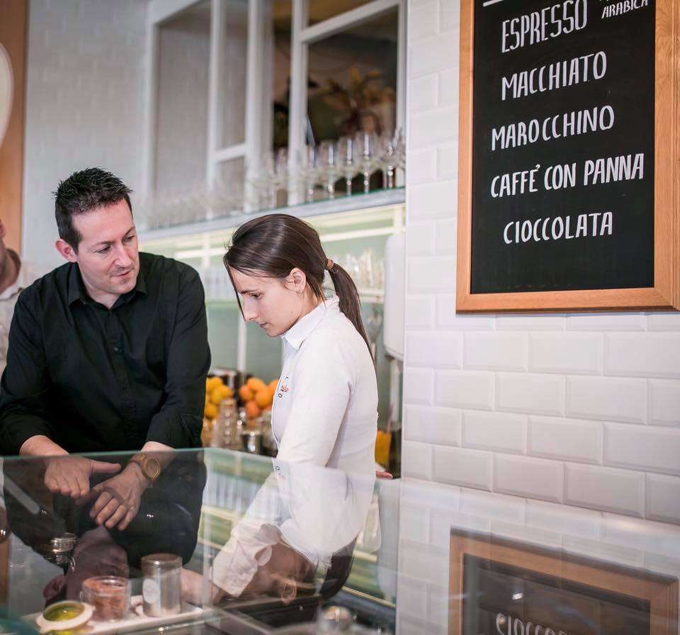 La giornata del vero barista italiano, intervista a Simone Celli La giornata del vero barista italiano, intervista a Simone Celli