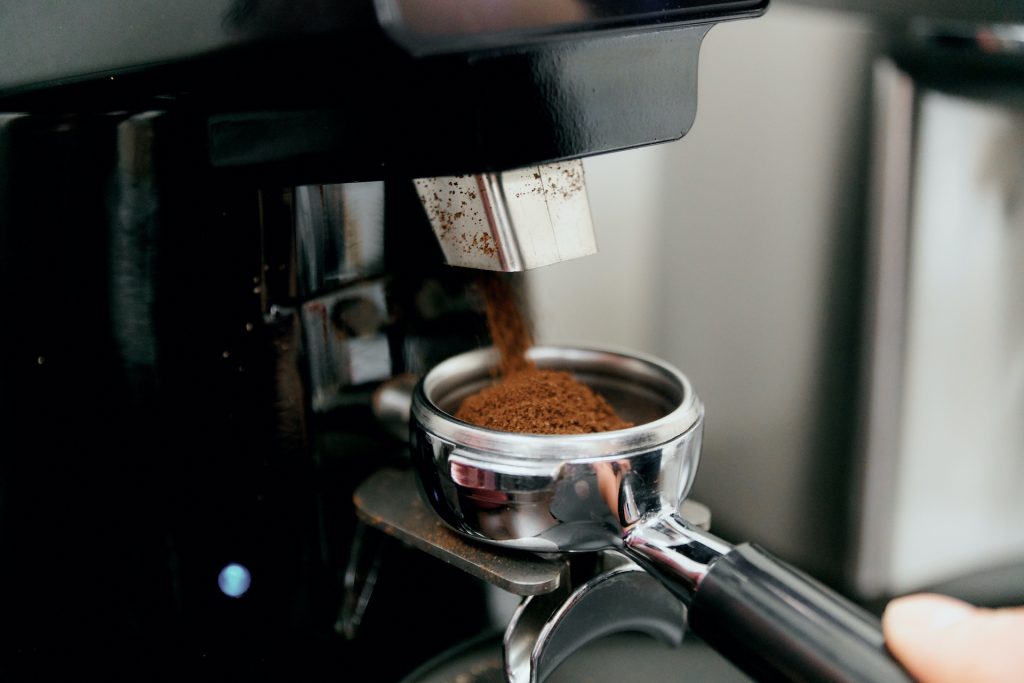 HOW TO GRIND COFFEE FOR ESPRESSO HOW TO GRIND COFFEE FOR ESPRESSO